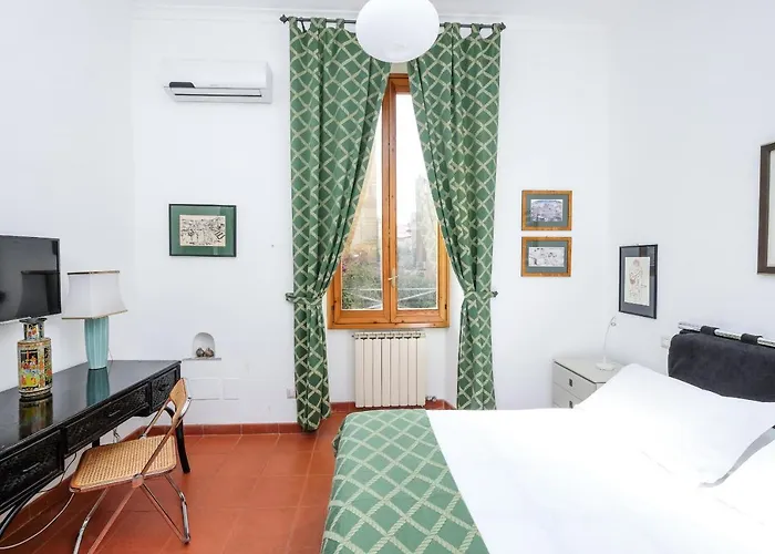 Trastevere Charming Retreat On Cobblestone Street Appartement Rome