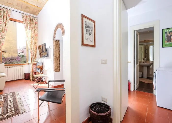 Appartement Trastevere Charming Retreat On Cobblestone Street