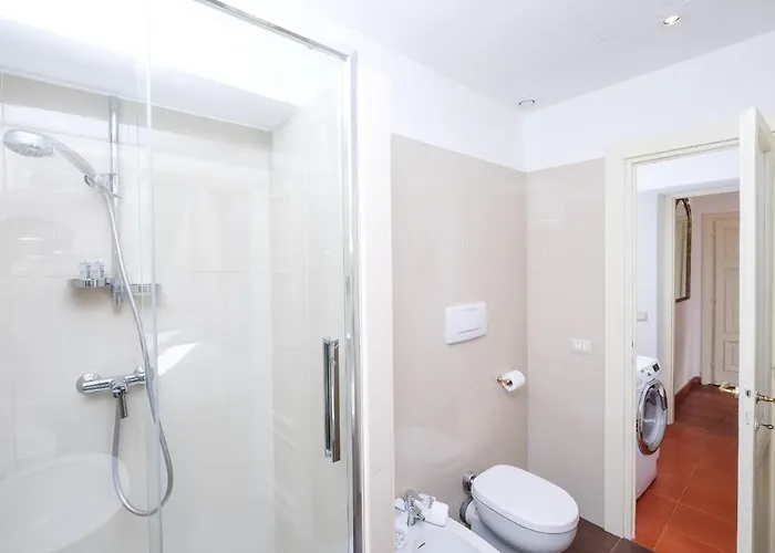 Trastevere Charming Retreat On Cobblestone Street *